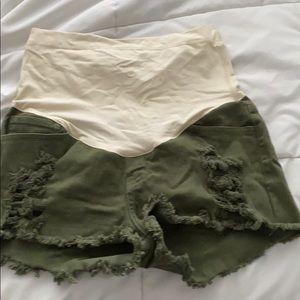 Maternity shorts